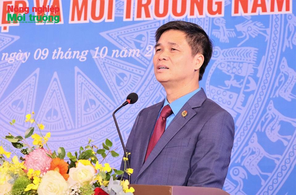 a-hieu_1791549646.jpg