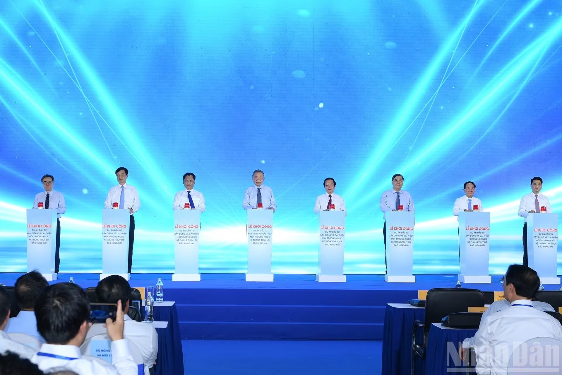 Tổng Bí thư, Chủ tịch nước Tô Lâm dự lễ khởi công Dự án đầu tư xây dựng và cải thiện môi trường nước hệ thống thủy lợi Bắc Hưng Hải