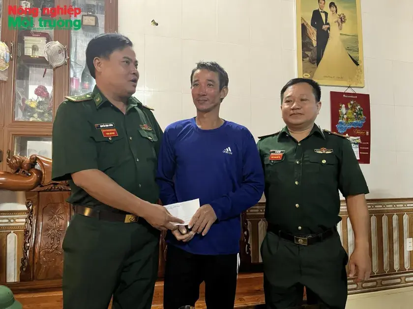 Ngư dân mất tích trên biển đã bơi vào bờ an toàn