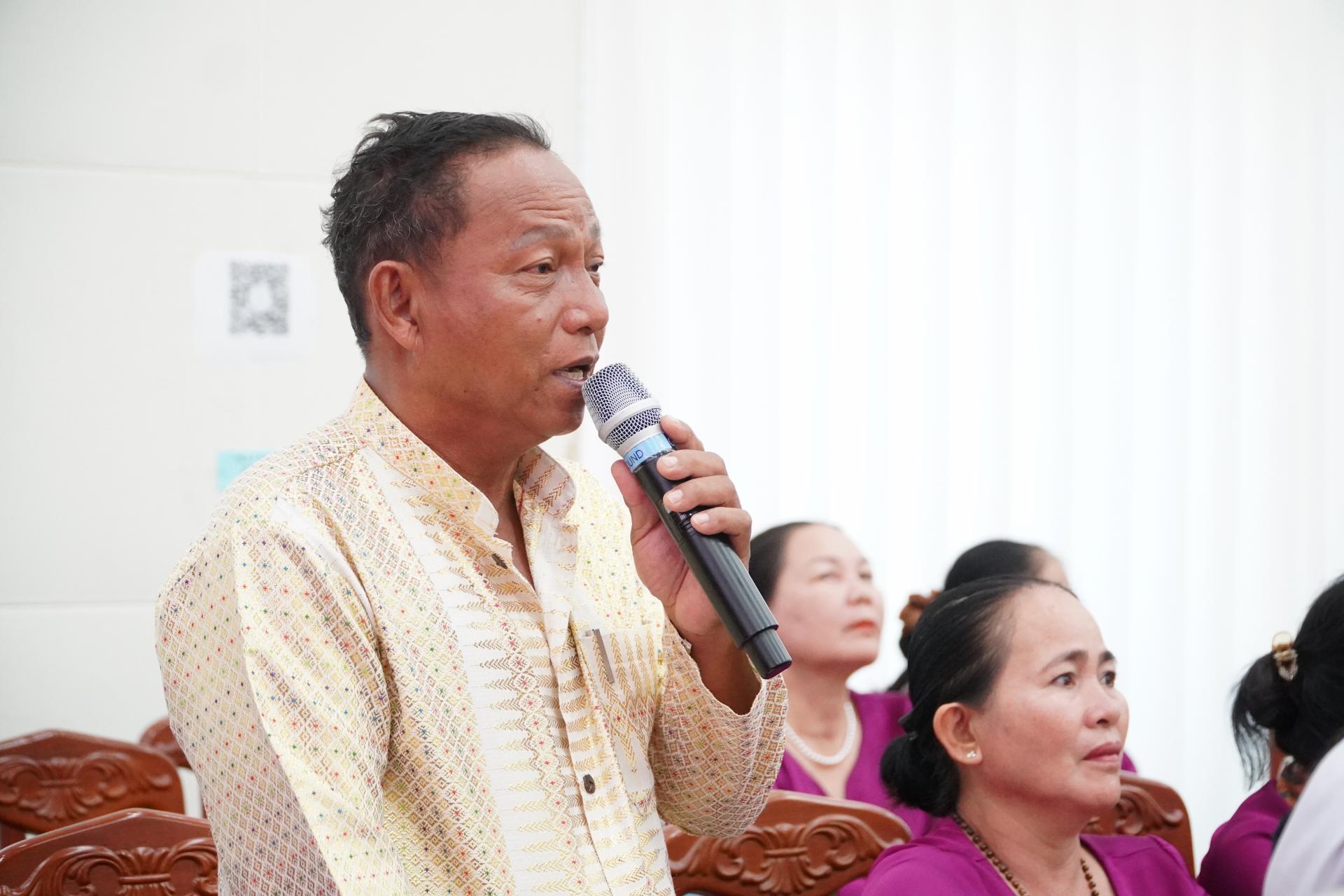 gom-bau-truc-13_1791711847.jpg