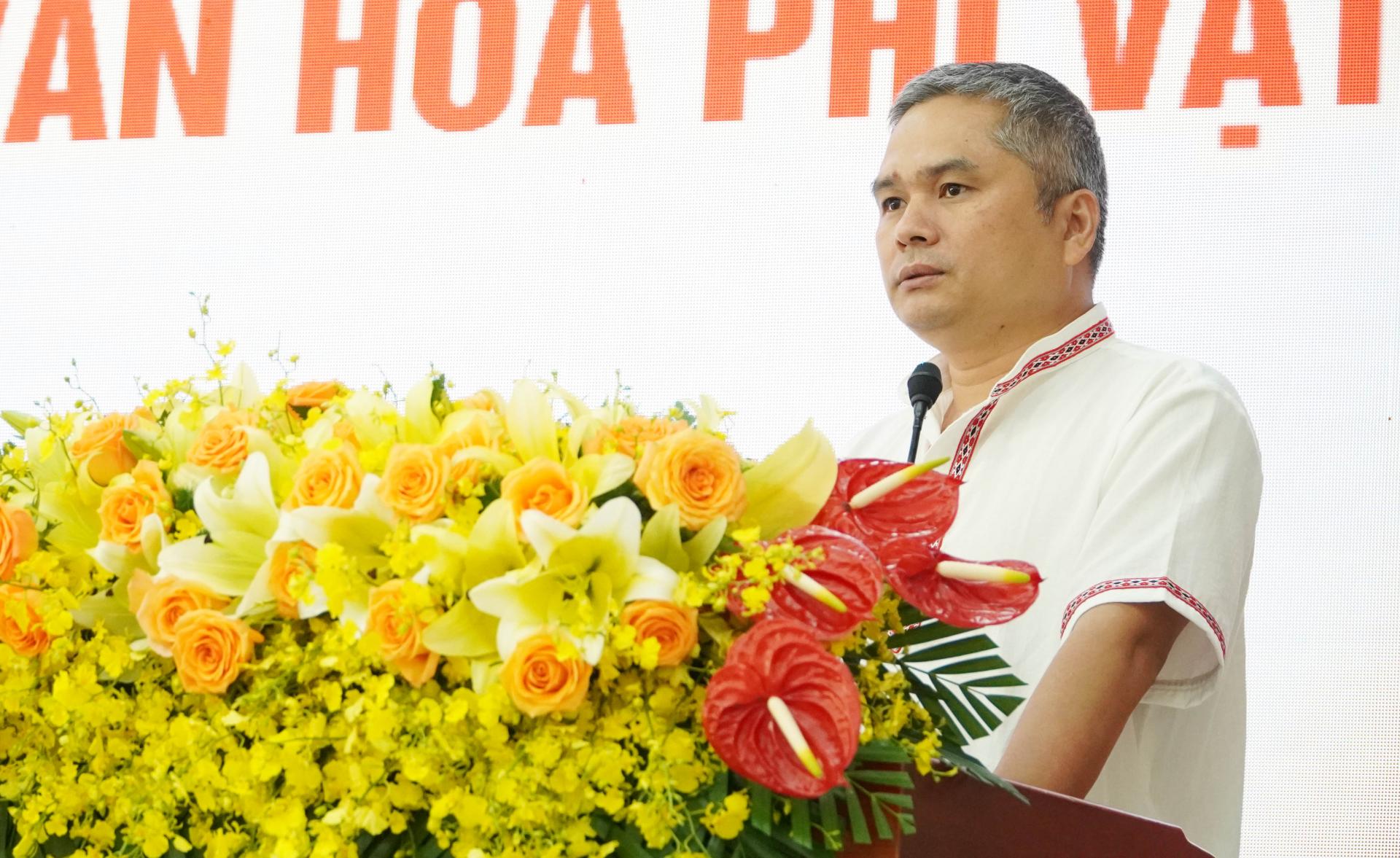 gom-bau-truc-1_1791711851.jpg