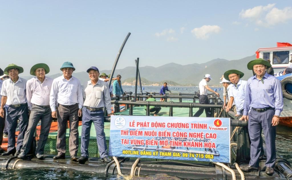 chuong-trinh-lap-dat-long-hdpe-ho-tro-ngu-dan-tai-khanh-hoa-trien-khai-nuoi-bien-xa-bo_1792031886.jpg