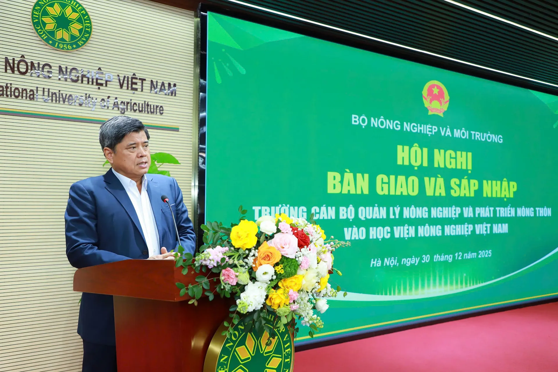 Hội nghị bàn giao và sáp nhập Trường Cán bộ quản lý nông nghiệp và Phát triển nông thôn vào Học viện Nông nghiệp Việt Nam