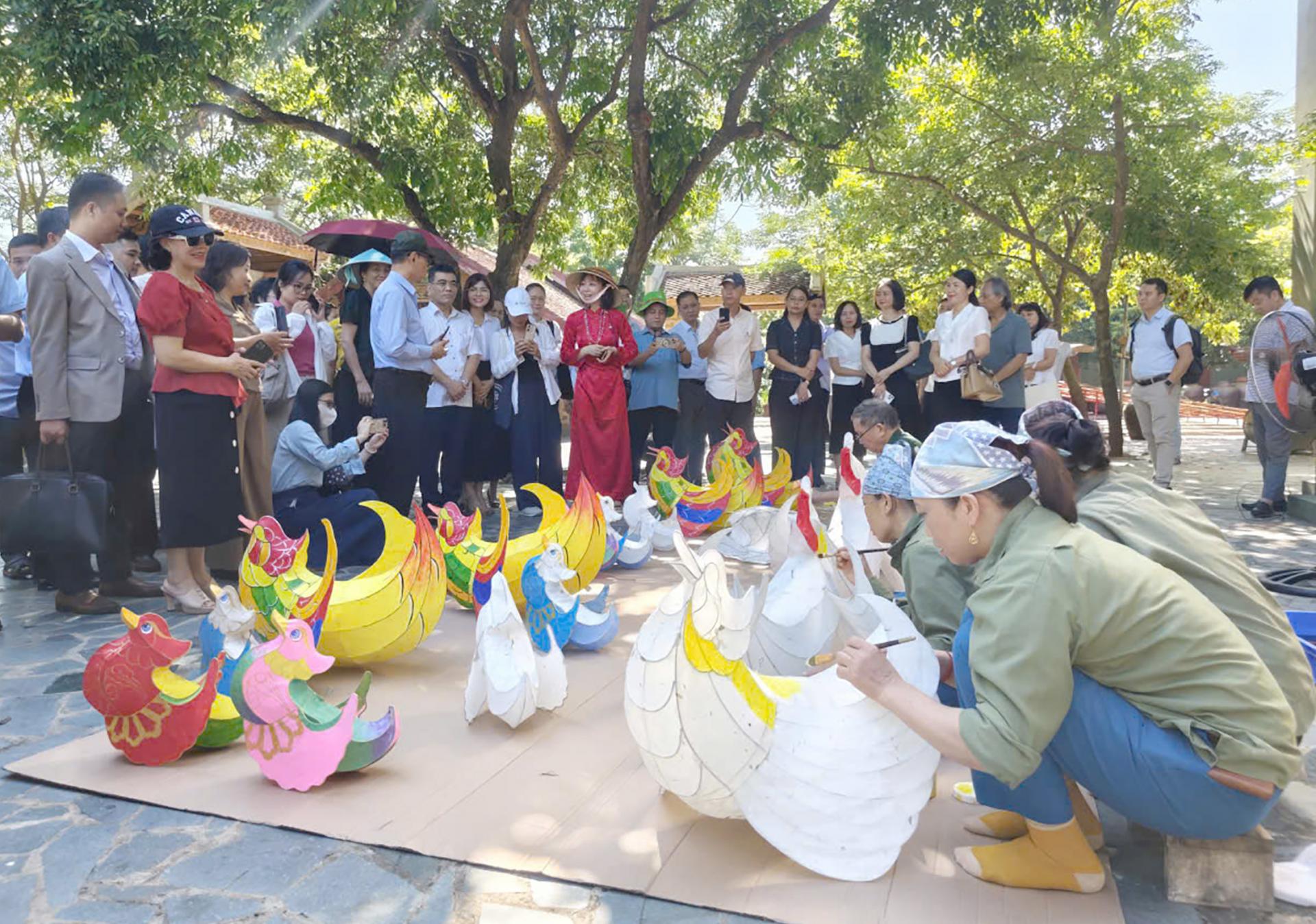 tham-mo-hinh_1790812607.jpg