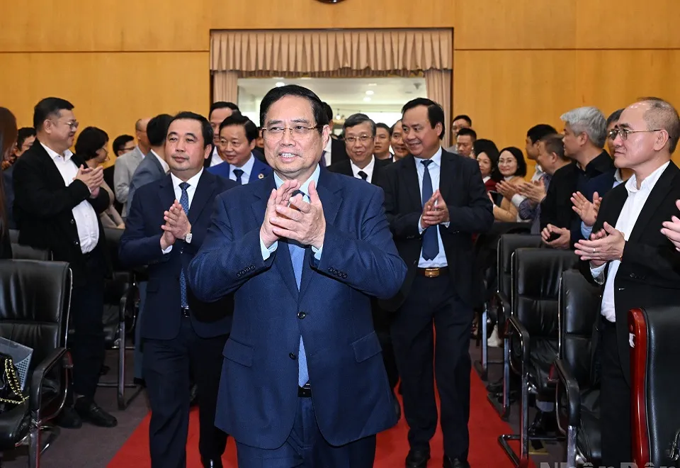 Kỳ 3: Từ nông thôn mới đến quốc gia phát triển, con người là trung tâm của mọi chính sách