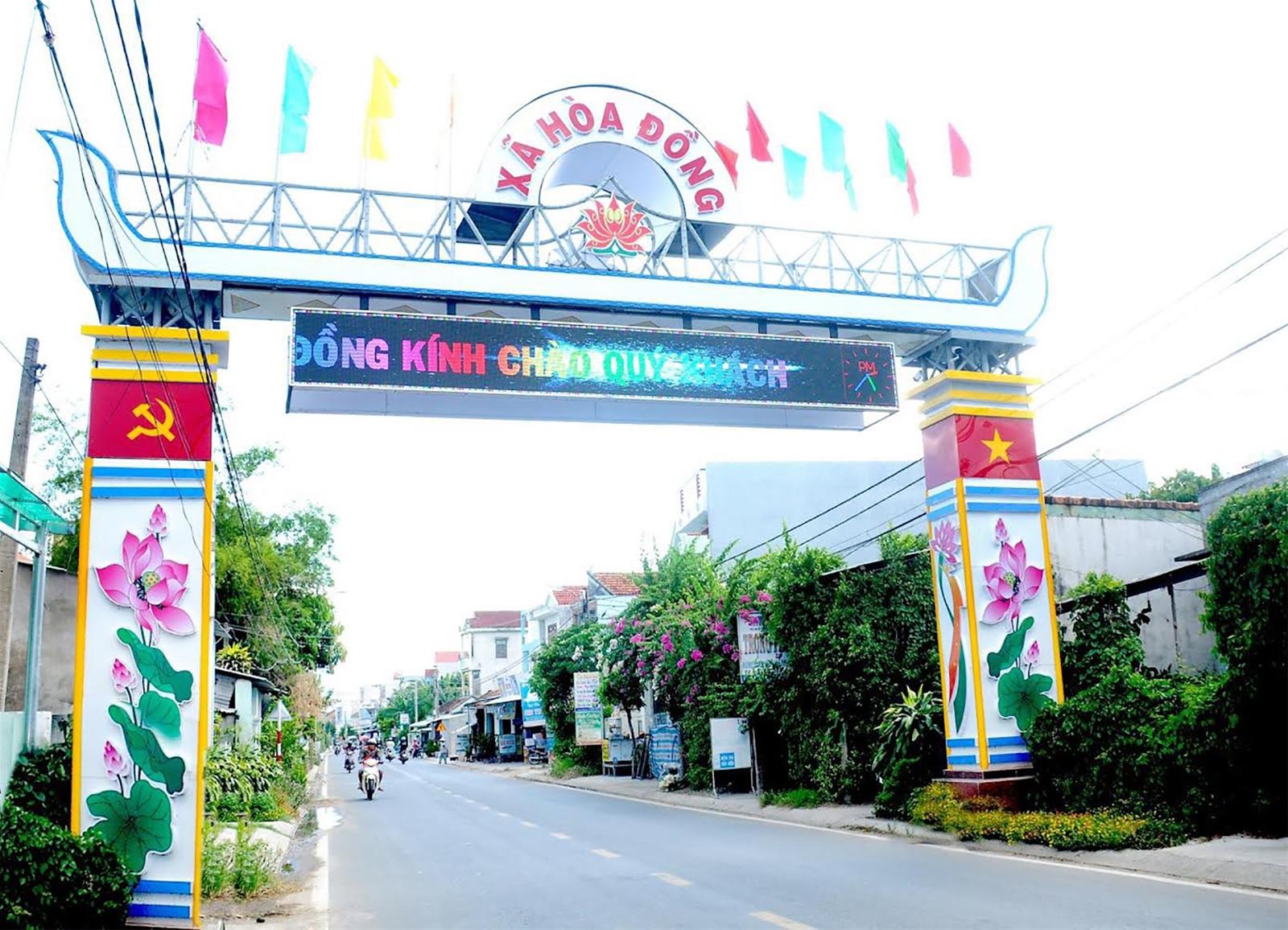 Khang trang xã nông thôn mới kiểu mẫu đầu tiên ở Phú Yên