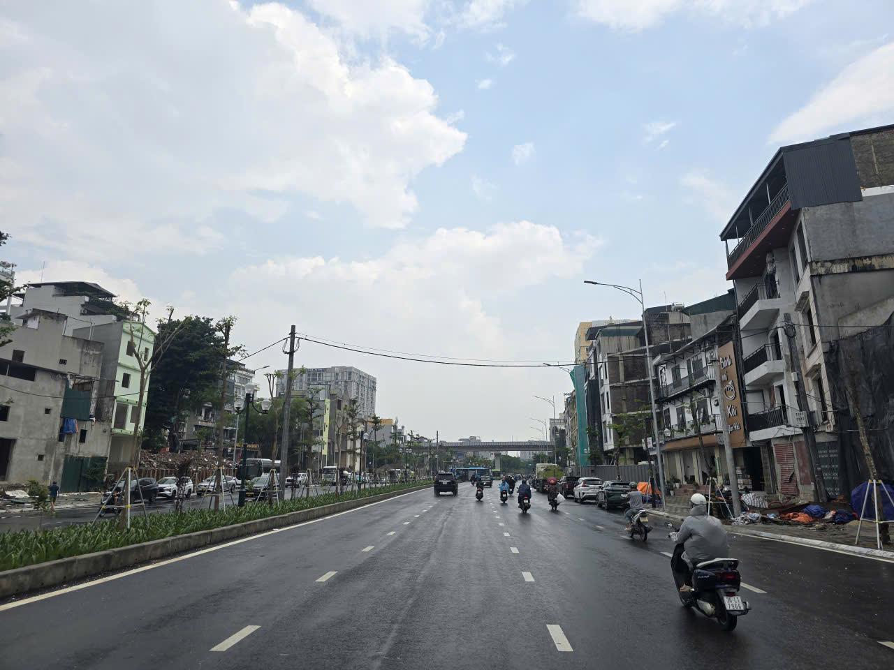 duong-ha-noi_1790933580.jpg