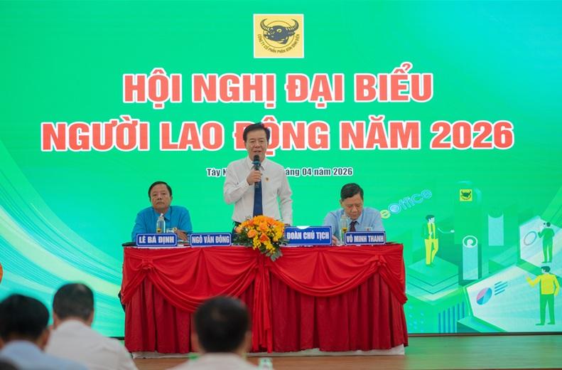 h2-tong-giam-doc-cong-ty-cp-phan-bon-binh-dien-ngo-van-dong-phat-bieu-tai-hoi-nghi_1775216933.jpg