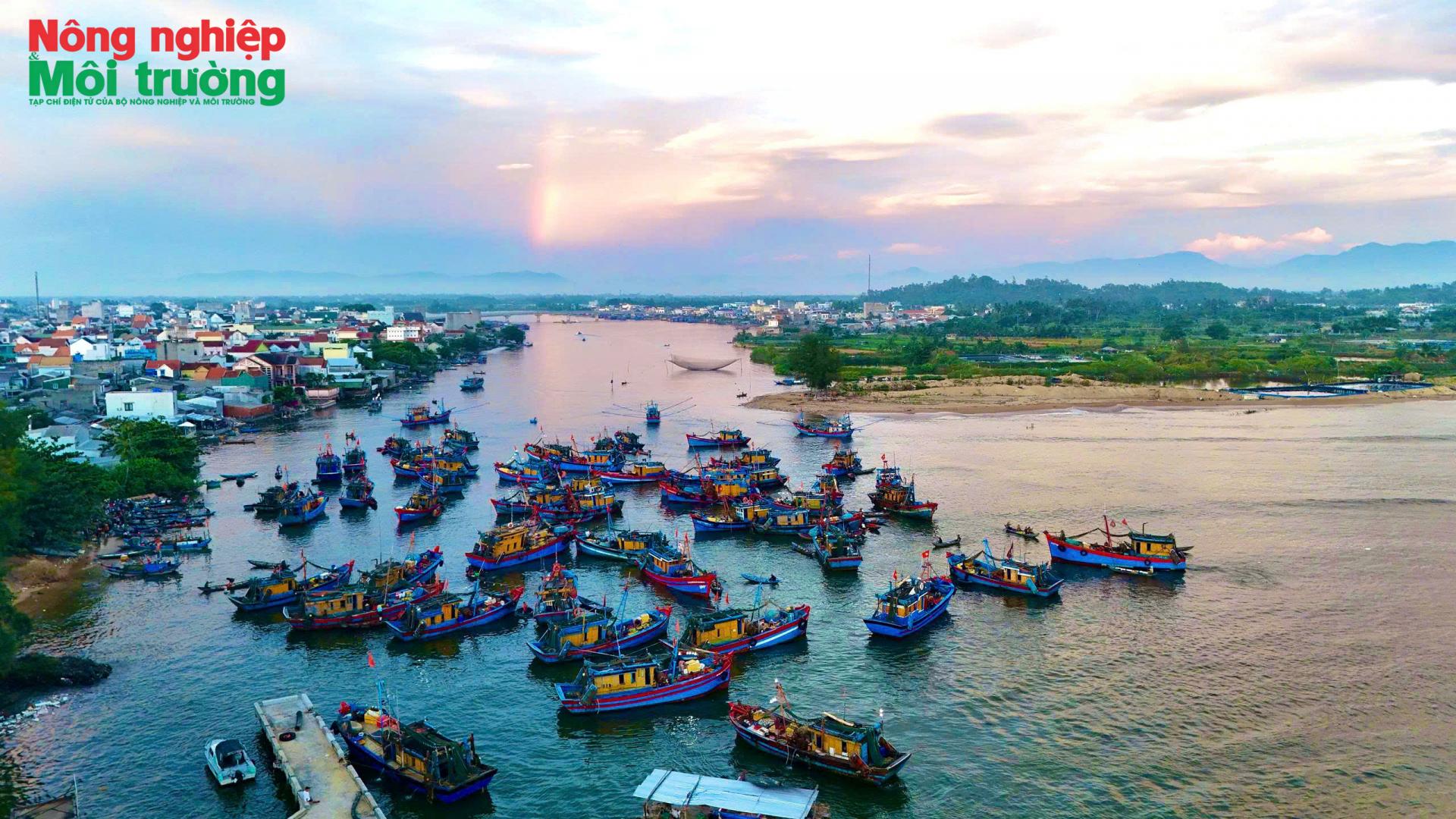 Quảng Ngãi đặt mục tiêu đưa kinh tế biển trở thành động lực tăng trưởng chủ lực