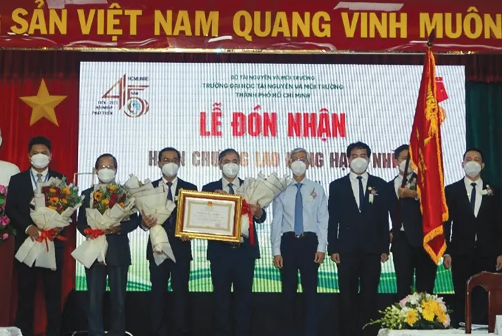 Khát vọng vươn tầm khu vực về đào tạo nguồn nhân lực chất lượng cao trong lĩnh vực tài nguyên, môi trường