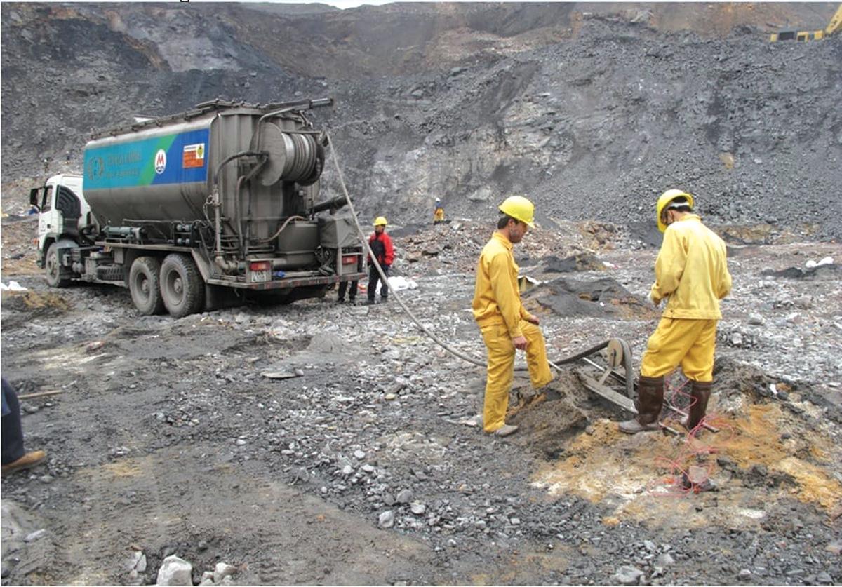 Quản lý rủi ro trong khai thác khoáng sản