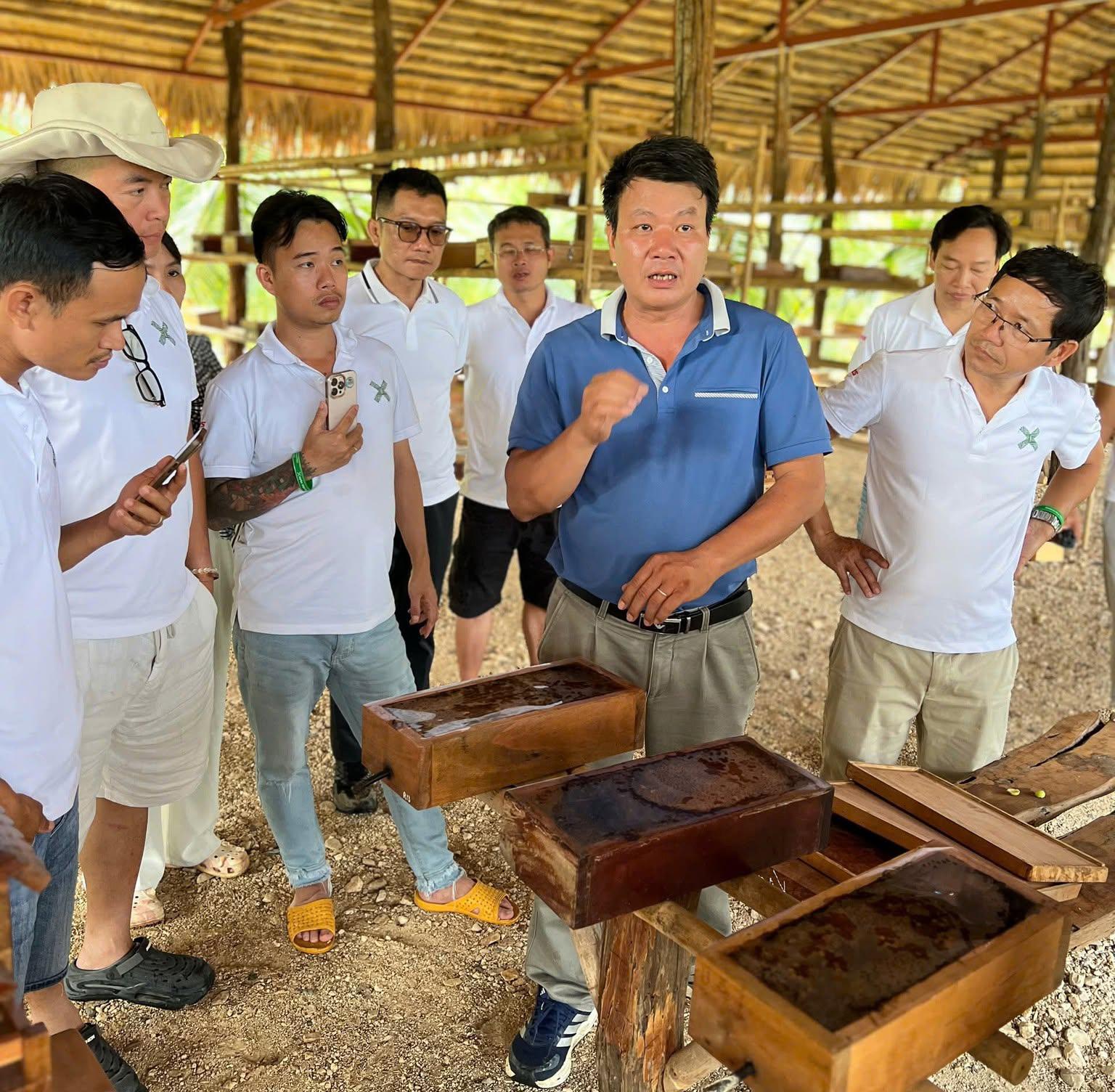 san-viet-farm-2_1785902105.jpg