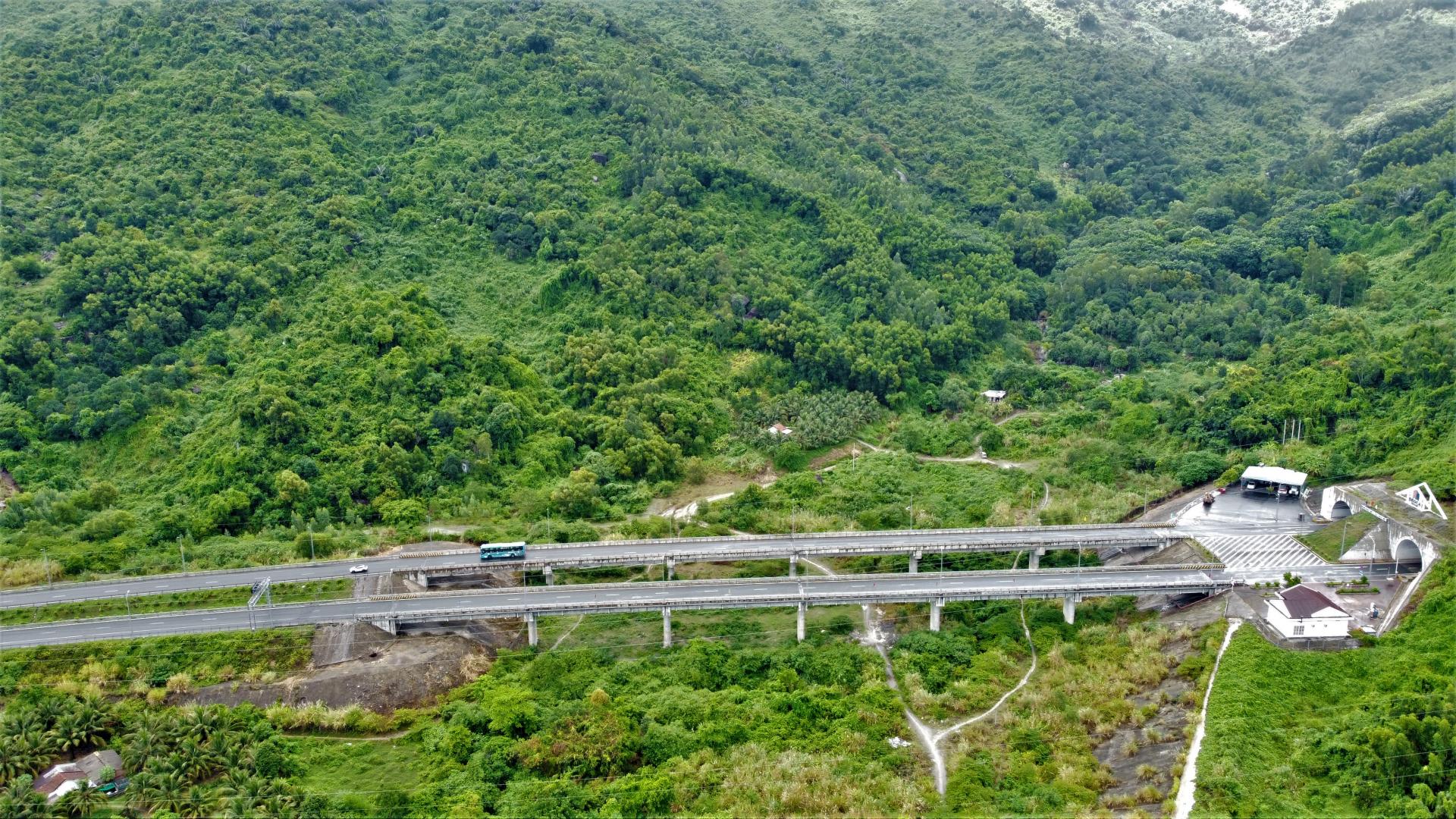 13km-cuoi-cao-toc-van-phong-nha-trang-1_1775530925.jpg
