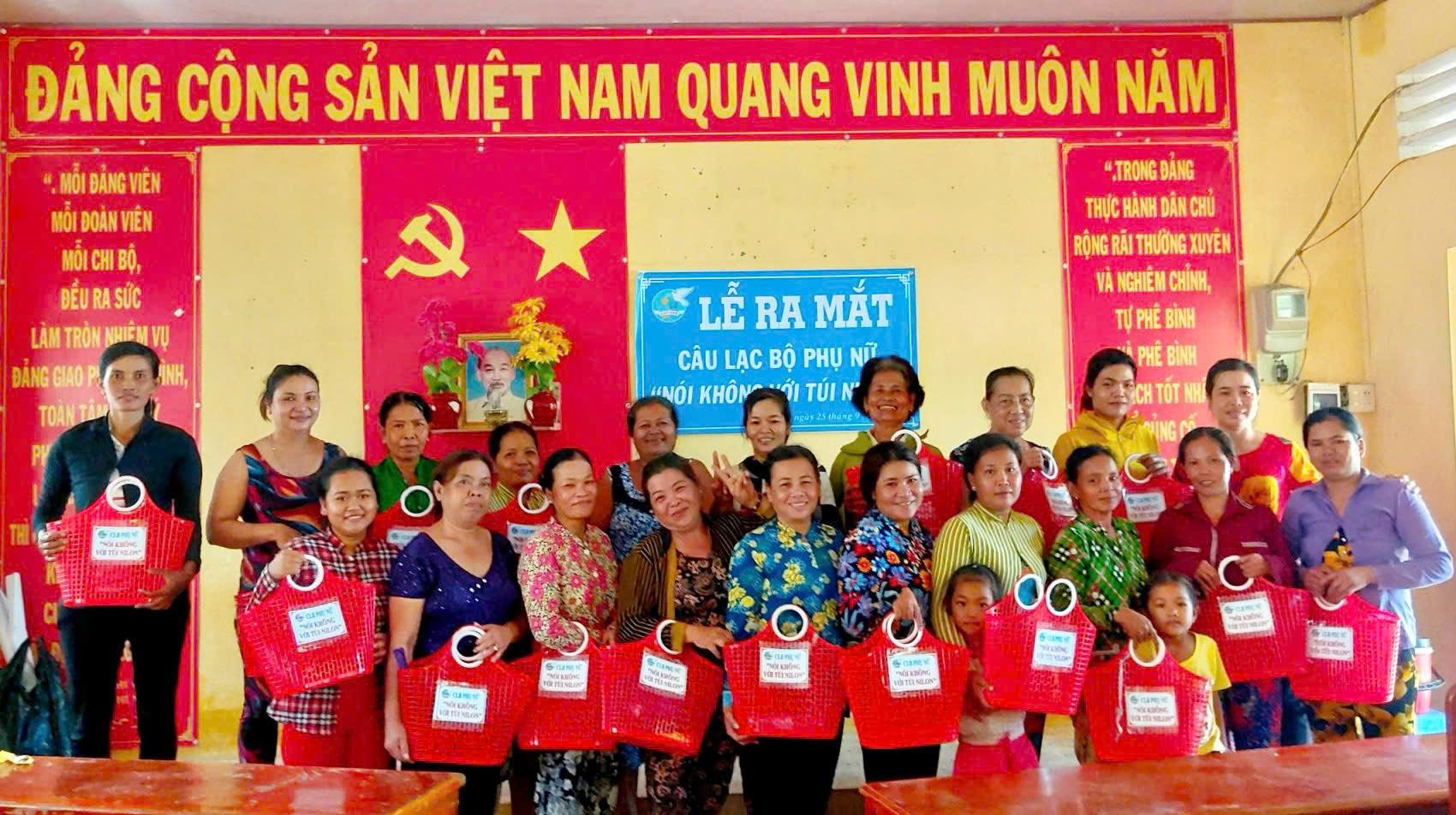 a3--rac-thai-nhua-vinh-long_1791357061.jpg