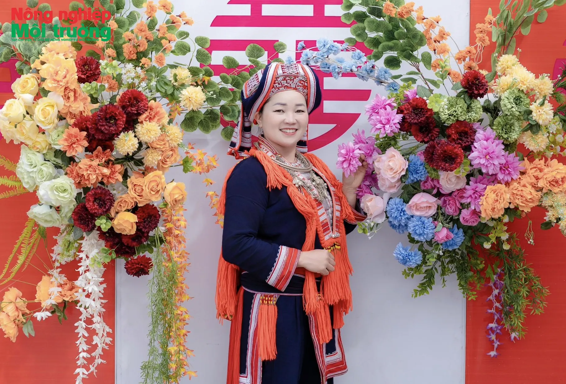 Người phụ nữ giữ nghề thổ cẩm, mở lối sinh kế cho phụ nữ Dao ở Hồ Thầu