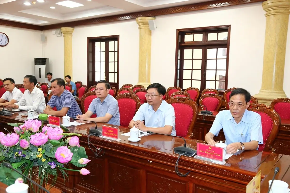 Các đại biểu tham dự hội nghị