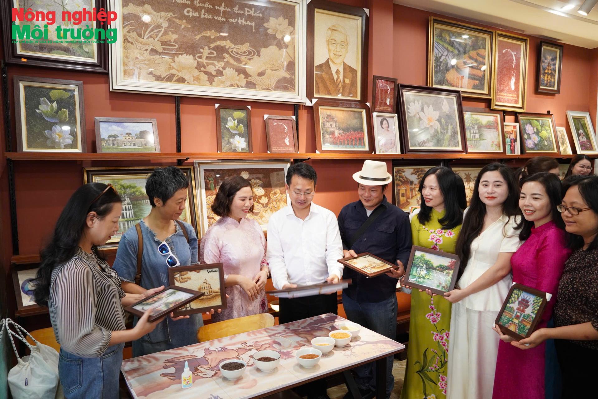 Cảnh quan môi trường là nền tảng phát triển du lịch bền vững