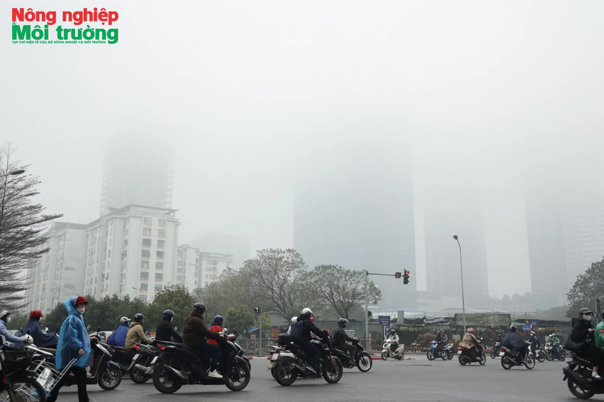 Hà Nội ban hành biện pháp cấp bách giảm ô nhiễm không khí