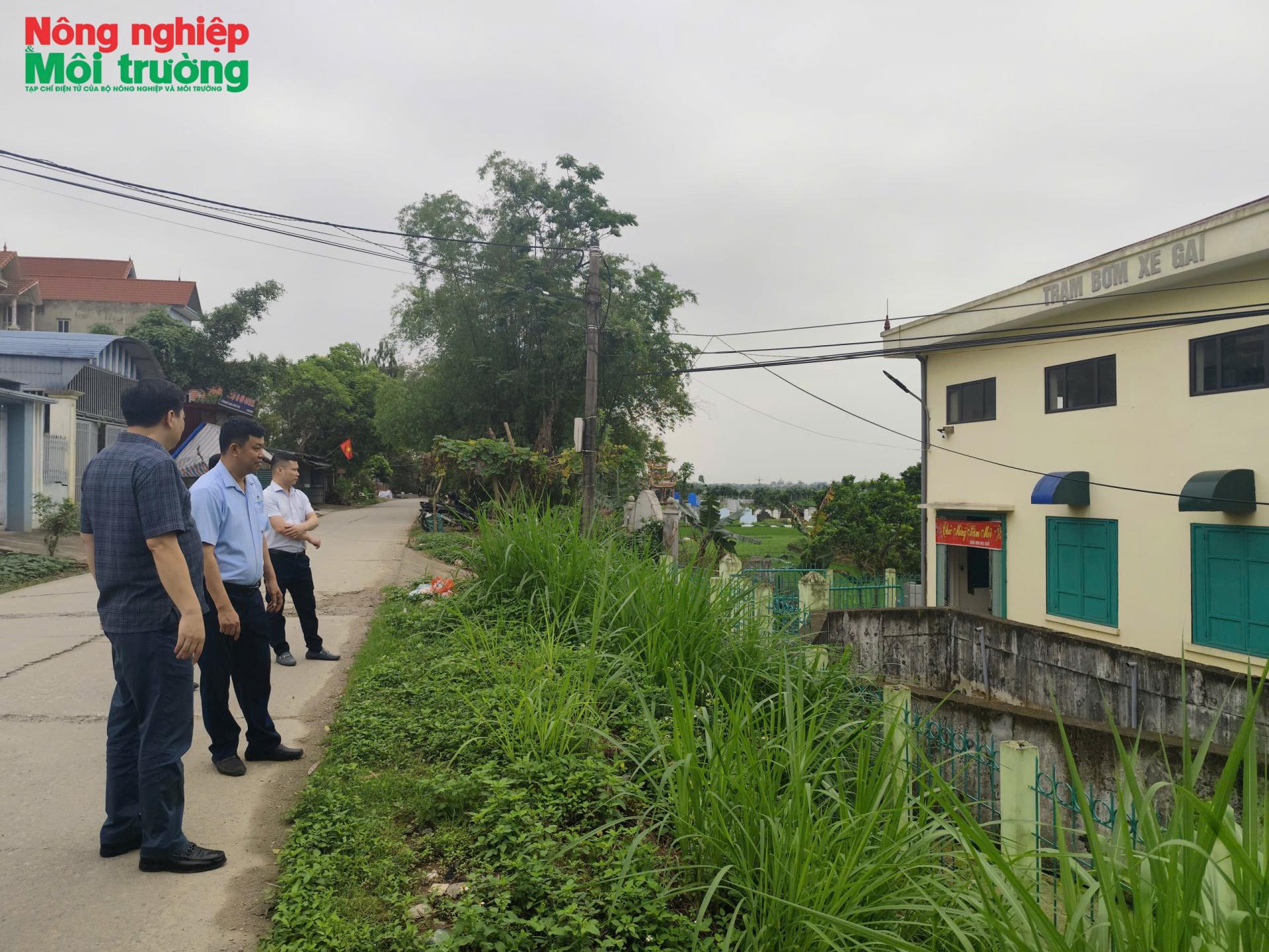 anh-3---tram-bom-xe-gai_1783934577.jpg