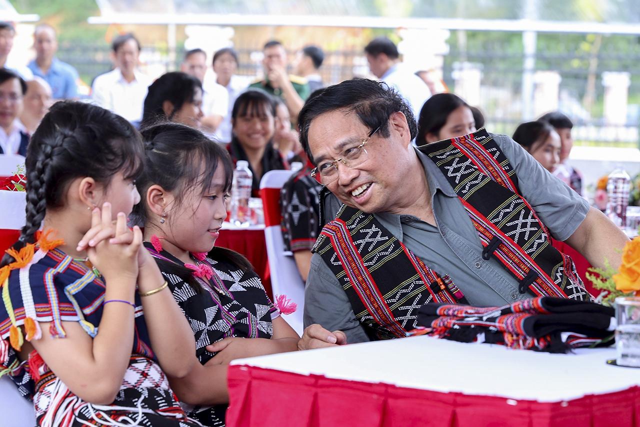 Thủ tướng Phạm Minh Chính dự khởi công trường học tại xã biên giới Tây Giang