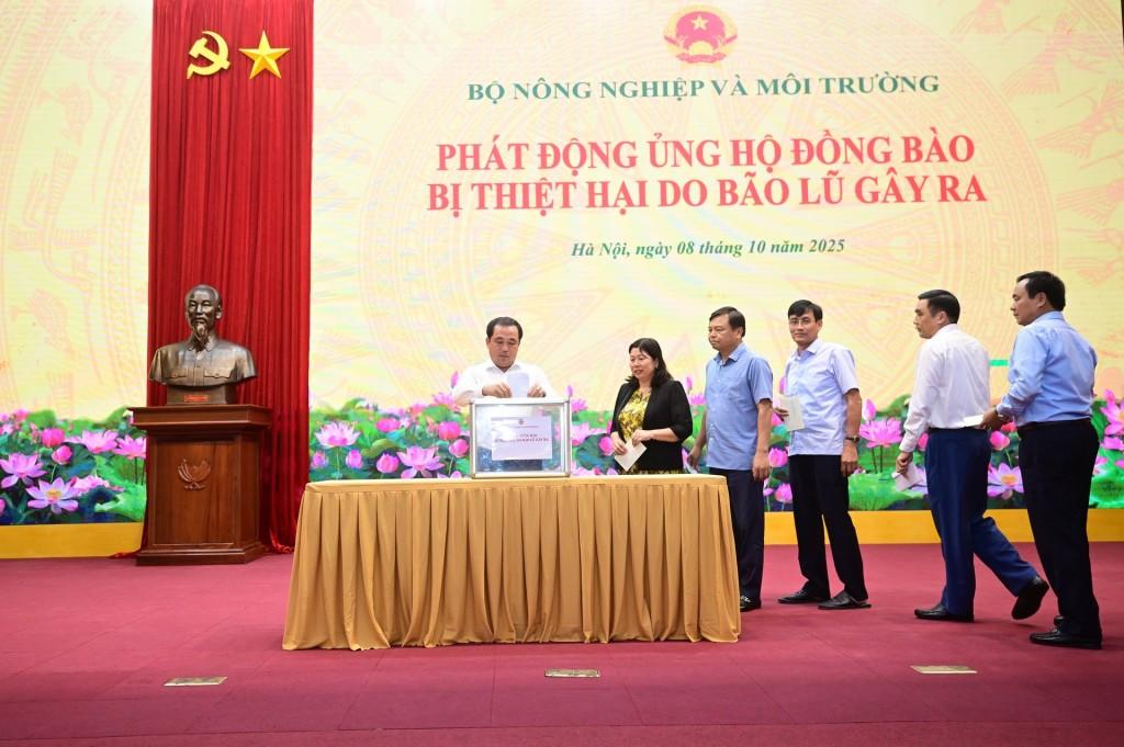 ung-ho-12-173050-2420251008192622_1760405494.jpg