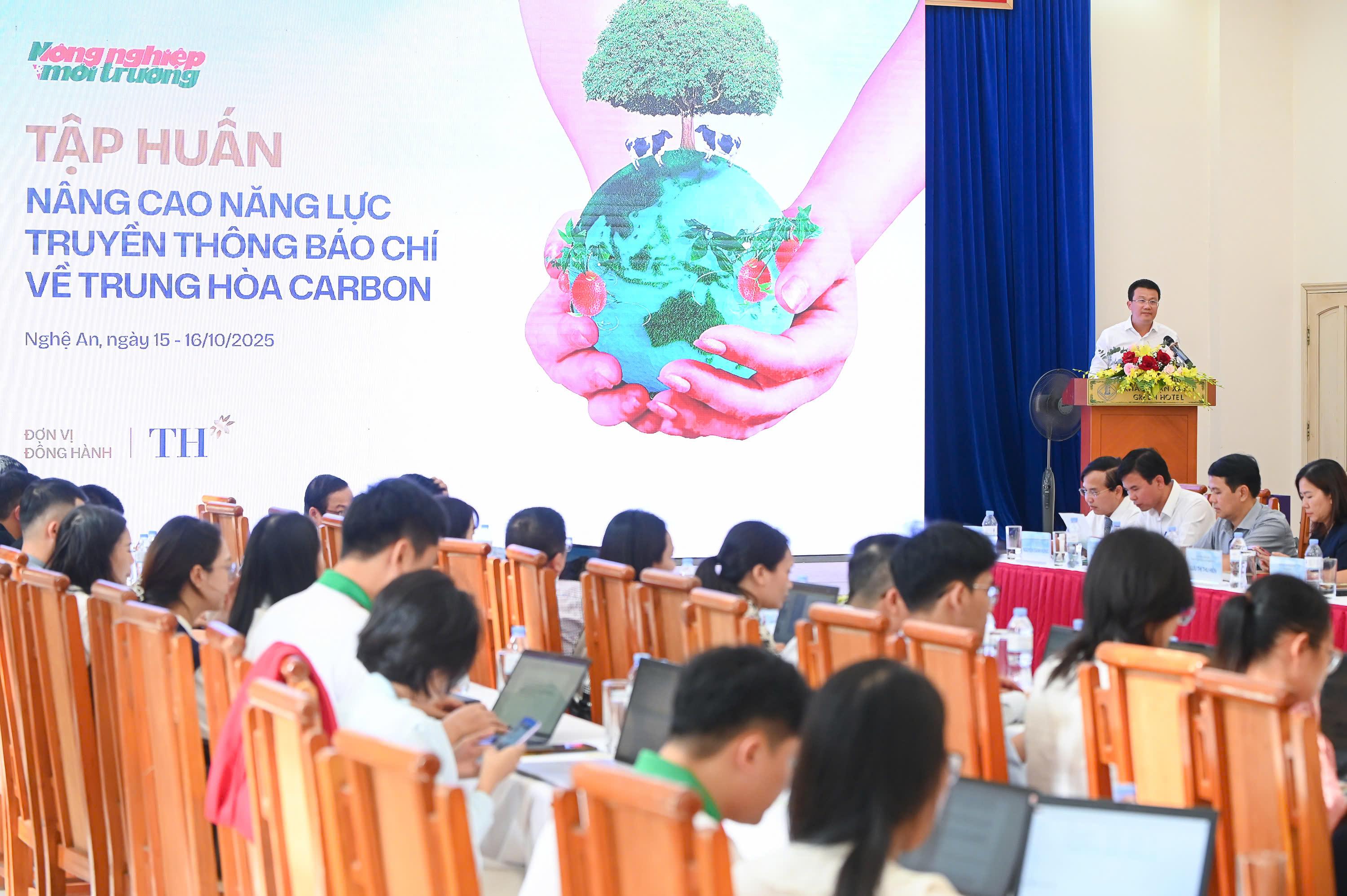 Truyền thông báo chí - động lực thúc đẩy thay đổi nhận thức, hành vi và chính sách về trung hòa carbon