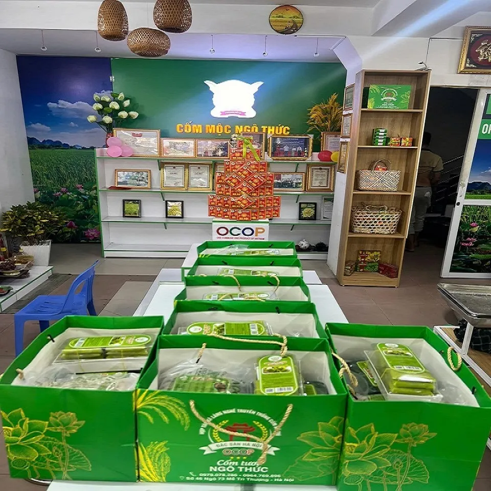 Từ hạt lúa non đến sản phẩm OCOP: Hành trình bền bỉ của Cốm Mộc Ngô Thức