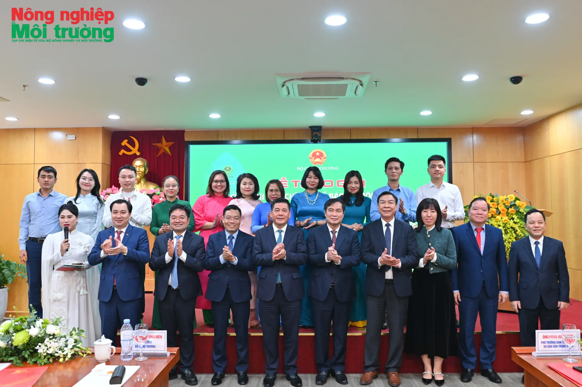 Trao giải Báo chí viết về bảo vệ môi trường ngành Công Thương 2025