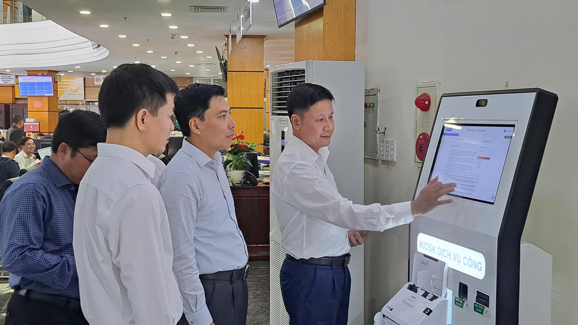 lanh-dao638995957795216009_1784131658.jpg