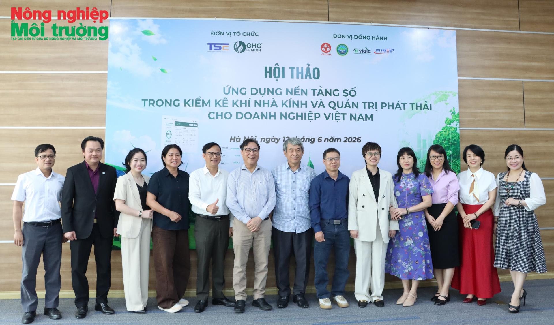 chup-anh-luu-niem-1_1781574186.jpg