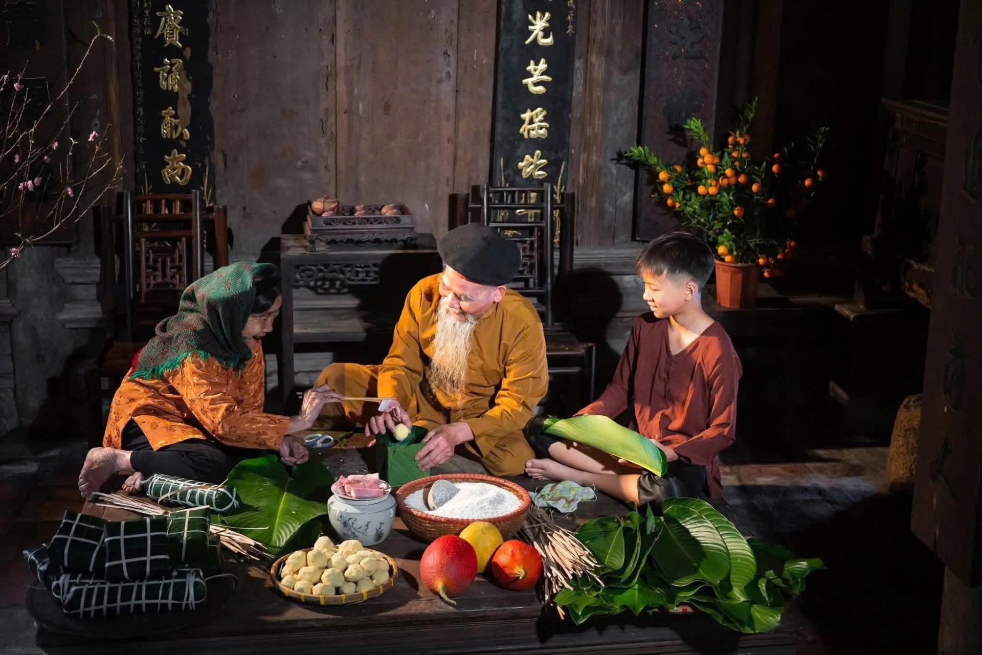 Mâm cỗ ngày Tết của người Việt - Gắn kết các thế hệ