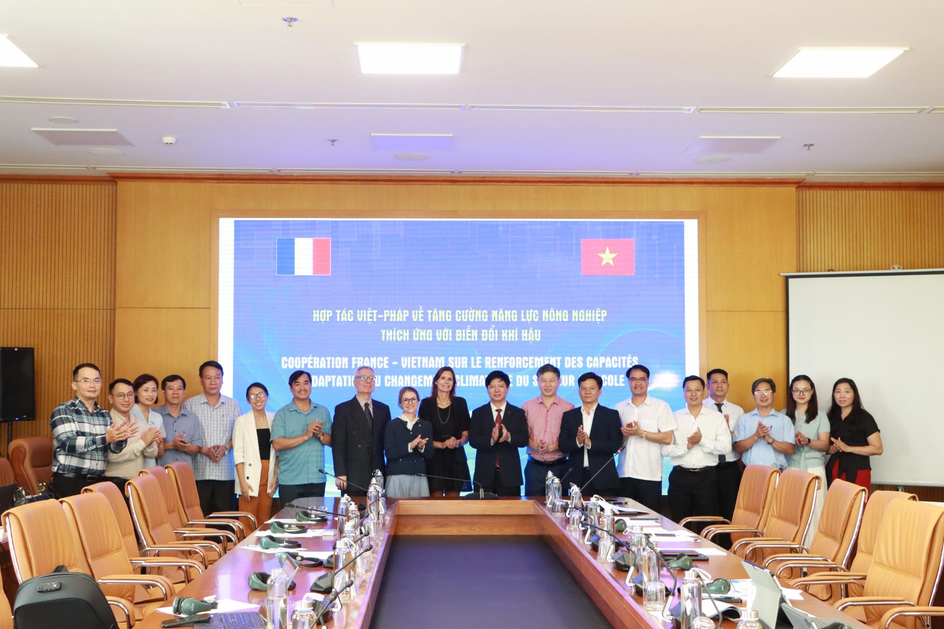 “Farm-Lab-Class”: Mô hình mở hướng chuyển đổi giáo dục nông nghiệp Việt Nam từ kinh nghiệm của Pháp
