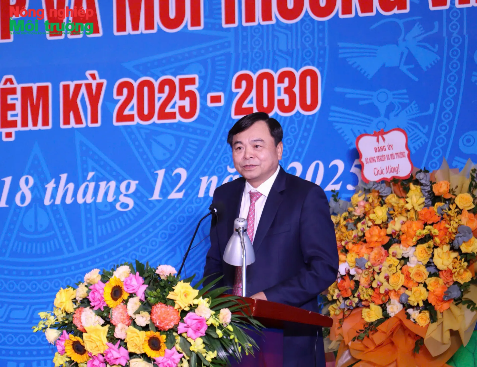 Thứ trưởng Nguyễn Hoàng Hiệp: Công đoàn cần phát huy dân chủ, khơi dậy đổi mới sáng tạo