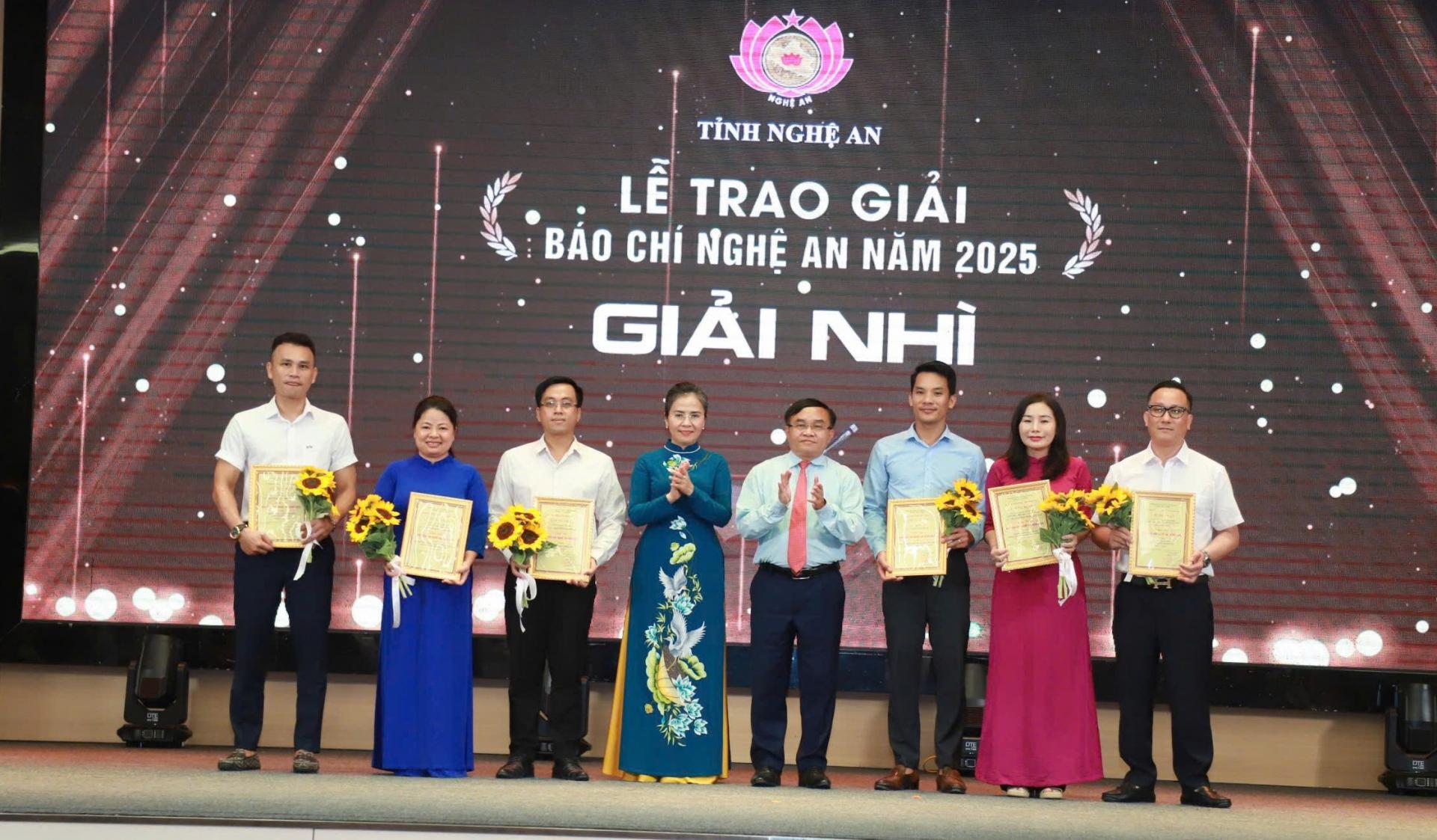 giai_1781920065.jpg