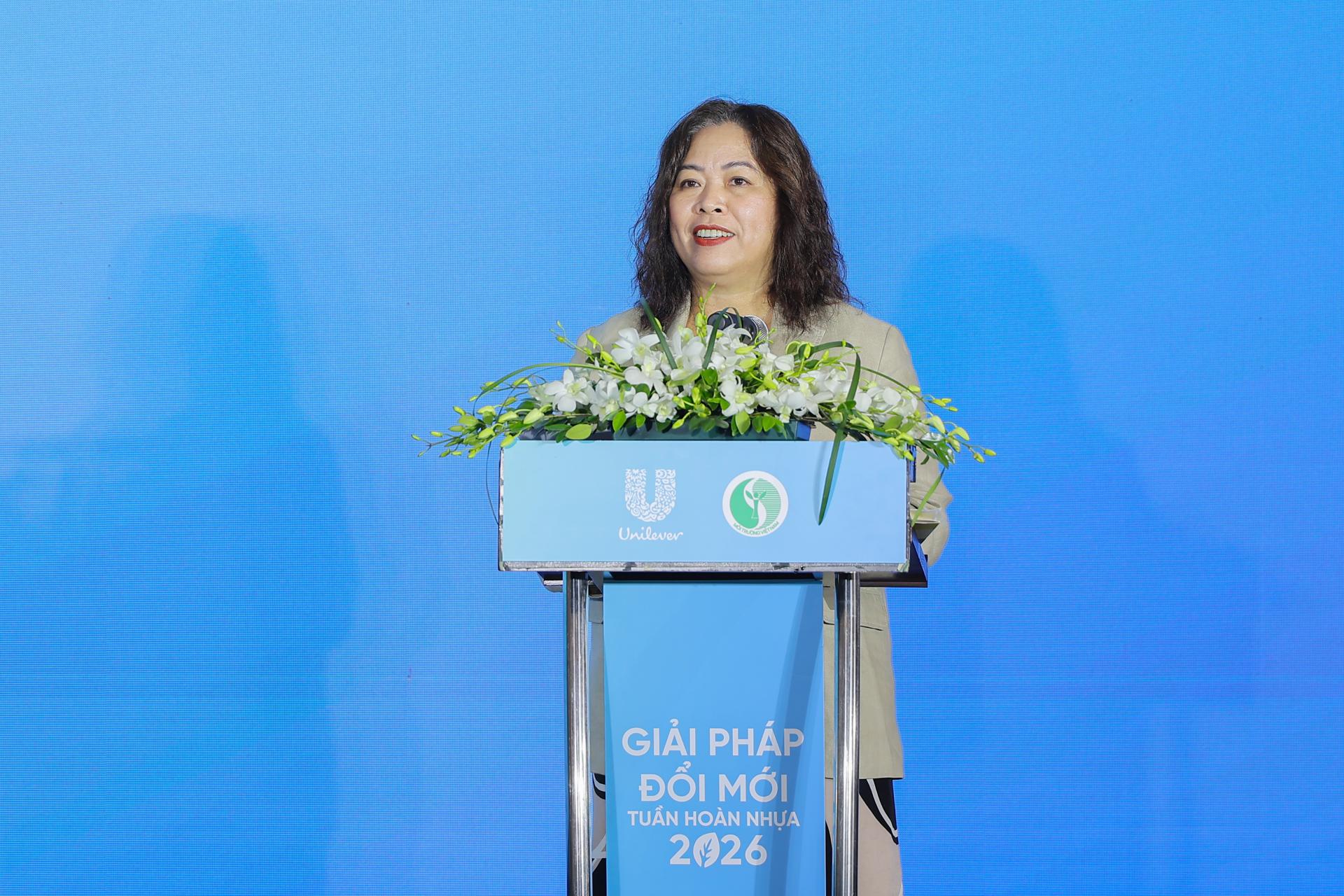 4-ba-nguyen-thi-bich-van---tong-giam-doc-quoc-gia-unilever_1782202241.jpg