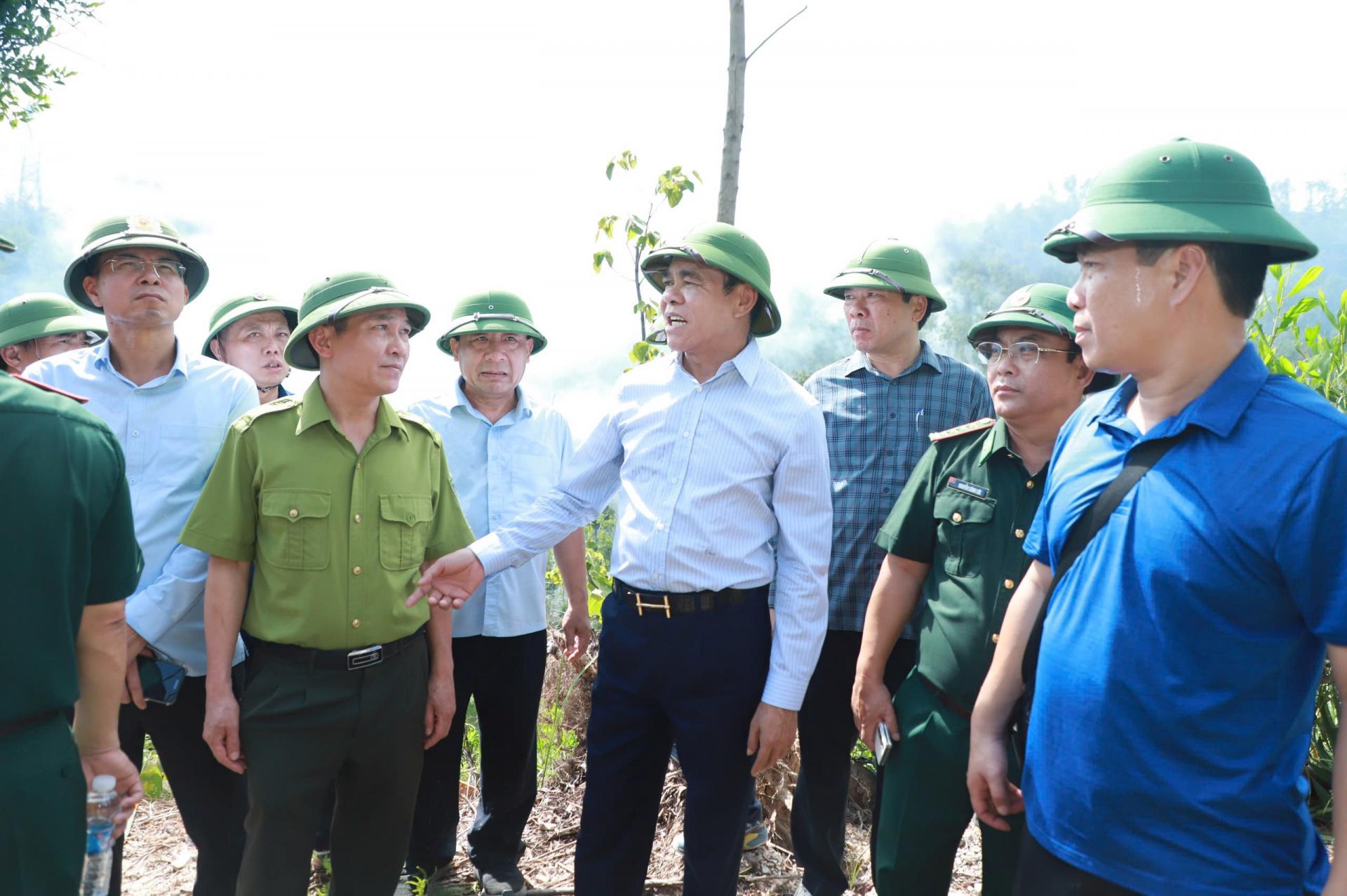 chay-rung-thien-nhan4_1782114355.jpg