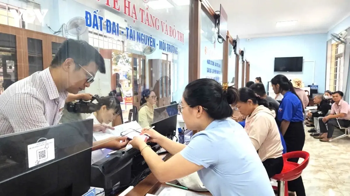 Kỳ 2: Tái cấu trúc thủ tục đất đai, để người dân không phải “mang giấy đi chứng minh dữ liệu”