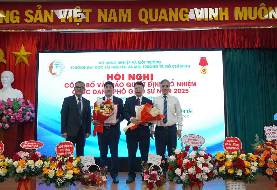 Trường Đại học Tài nguyên và Môi trường TP. Hồ Chí Minh tổ chức Hội nghị trao Quyết định Phó Giáo sư 2025