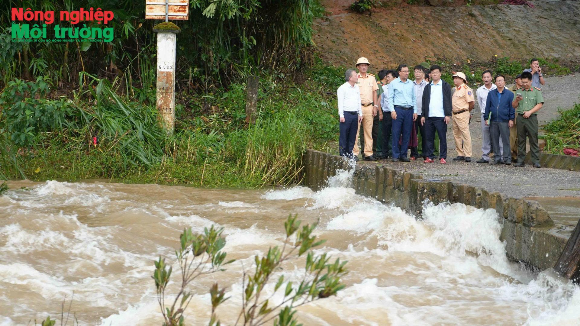 Quảng Ngãi tăng giải pháp bảo đảm an toàn vùng sạt lở