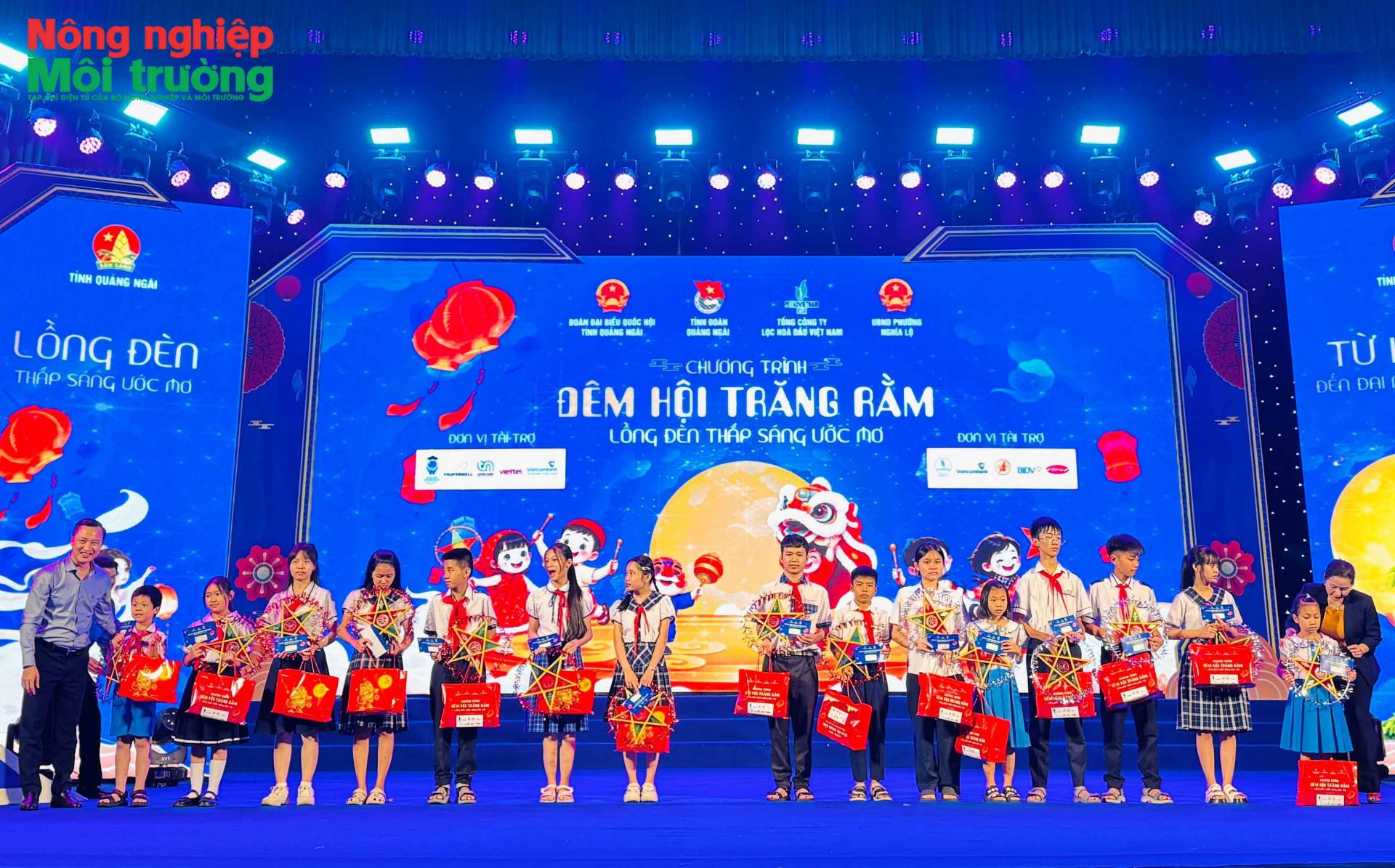 BSR mang Trung thu đến với trẻ em khó khăn