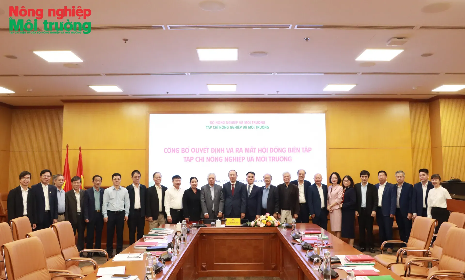 Ra mắt Hội đồng Biên tập, Tạp chí Nông nghiệp và Môi trường triển khai nhiệm vụ trọng tâm năm 2026