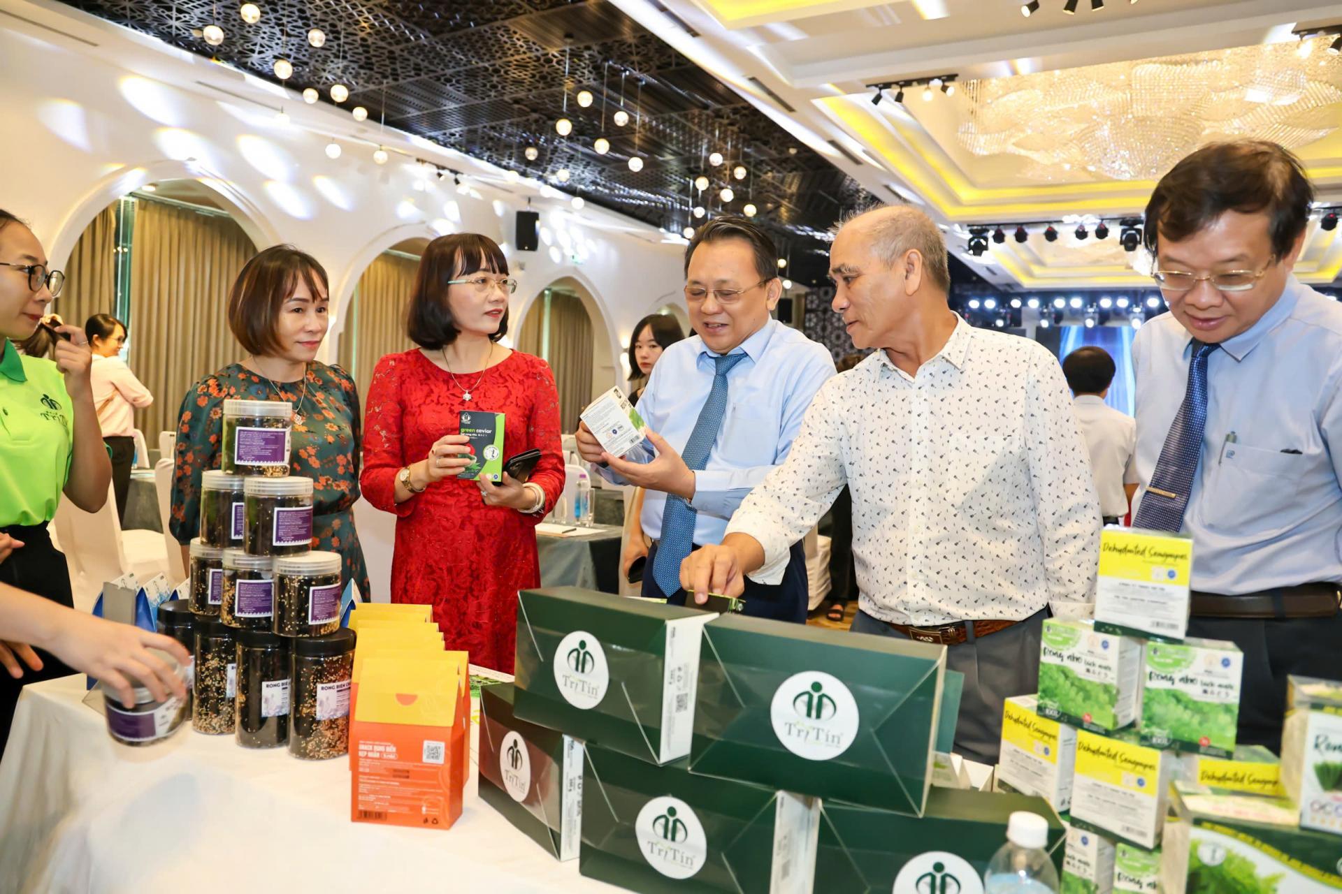 rong-nho-tri-tin_1787805586.jpg