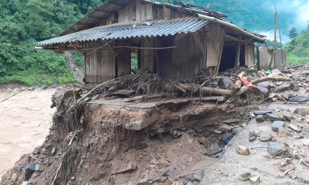 Kỳ 2: Đi sâu vào “điểm nóng” tái nghèo - vùng dân tộc thiểu số, miền núi
