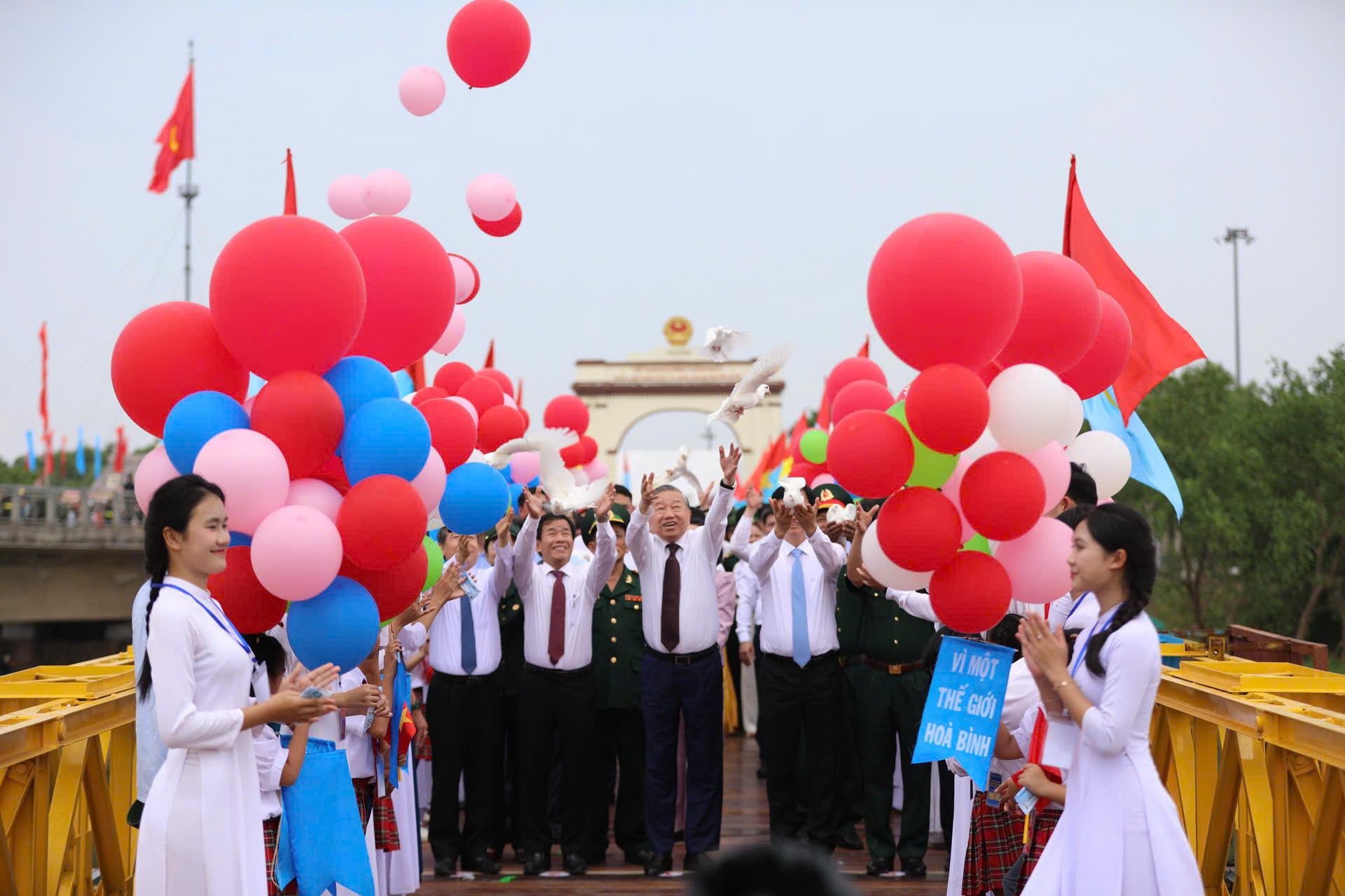 Tổng Bí thư, Chủ tịch nước Tô Lâm dự Lễ Thượng cờ “Thống nhất non sông” tại Quảng Trị