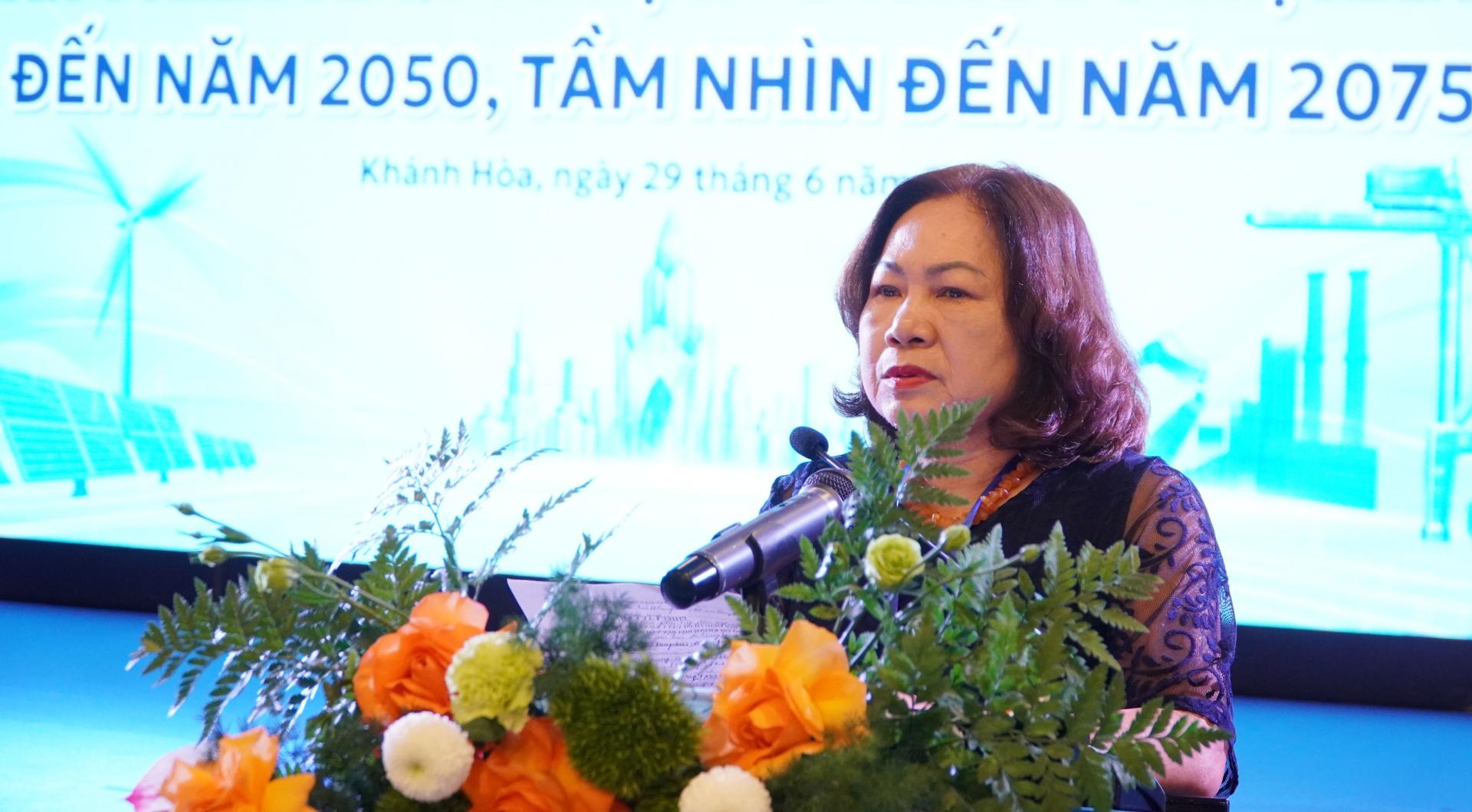 hoi-thao-tham-van-quy-hoach-tinh-khanh-hoa-4_1782721619.jpg