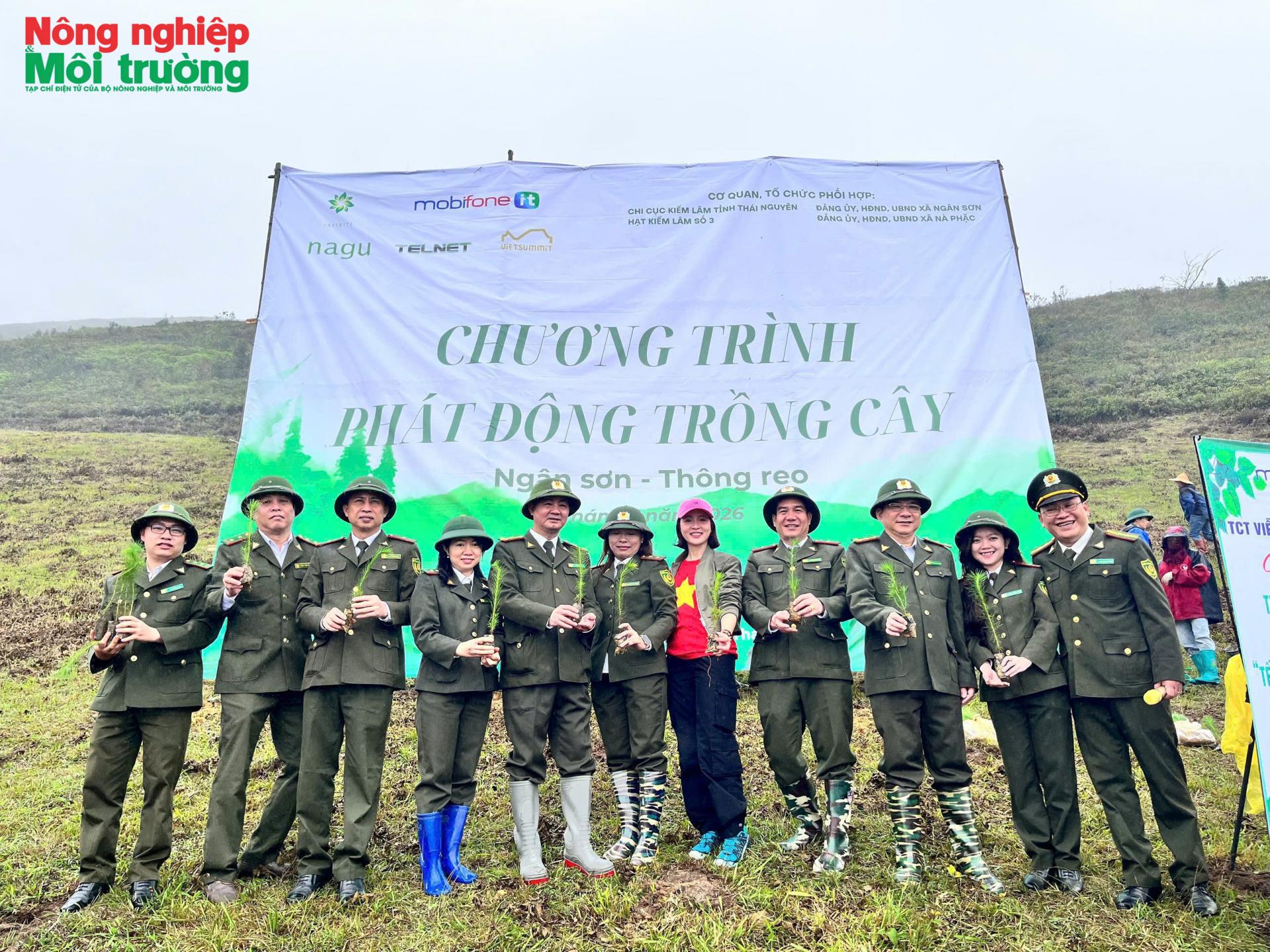 anh-4-trong-cay_1780100112.jpg