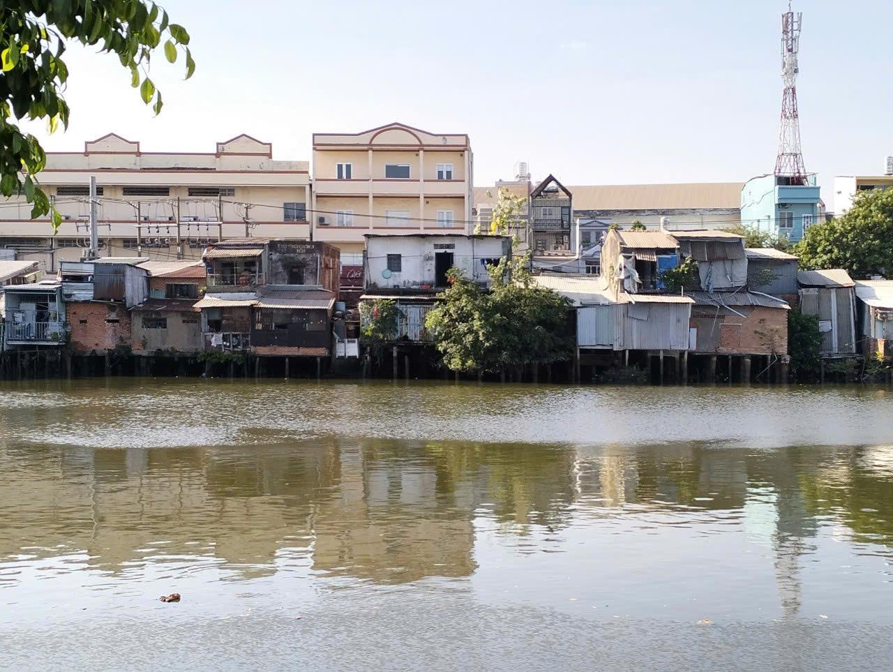 "Xóa" 40.000 căn nhà ven kênh: Cuộc chuyển mình của đô thị TP. Hồ Chí Minh