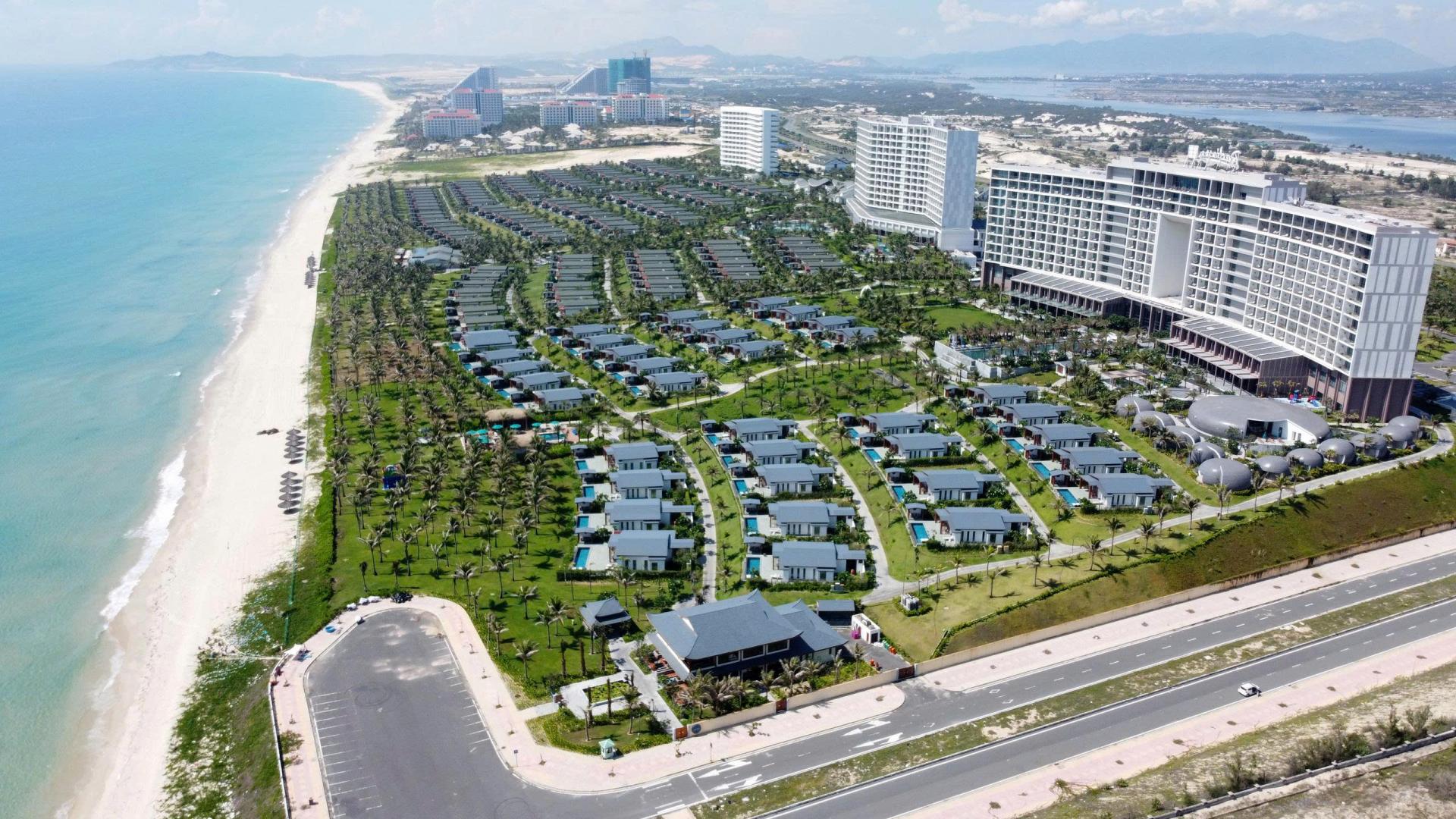 du-lich-bai-dai-khanh-hoa_1790759124.jpg
