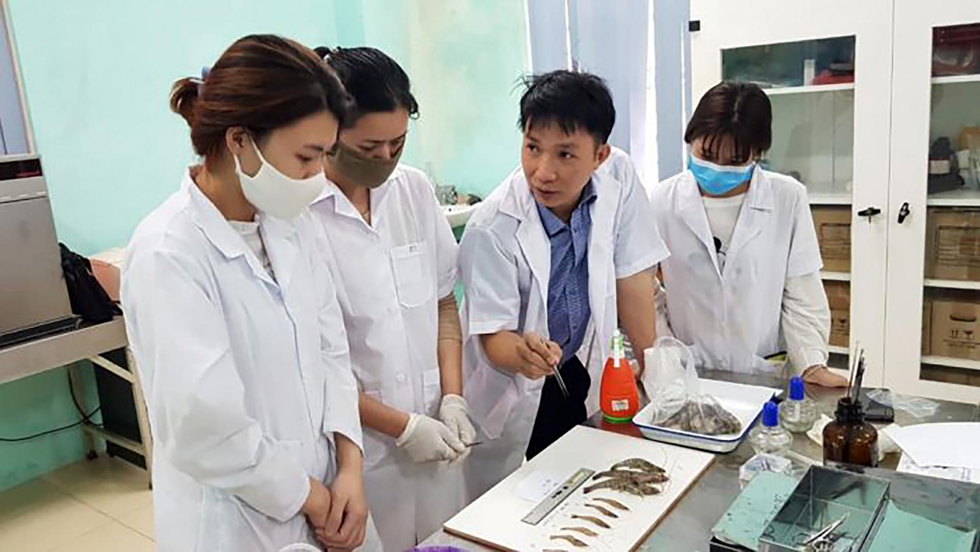 truong-dinh-hoai-thuy-san-e1628671223134_1790750229.jpg