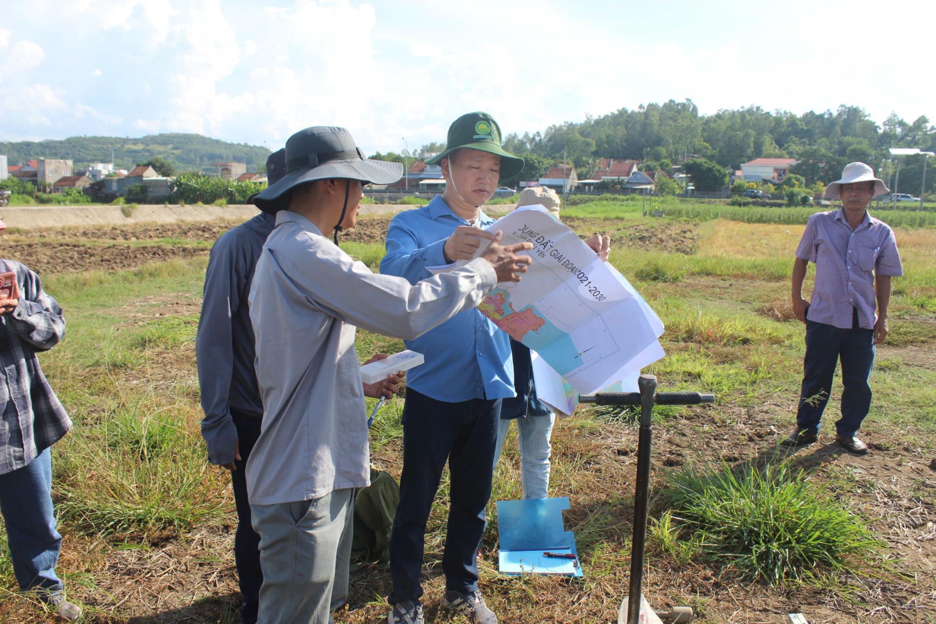 TS. Nguyễn Quang Hải: "Phải coi đất như một cơ thể sống"